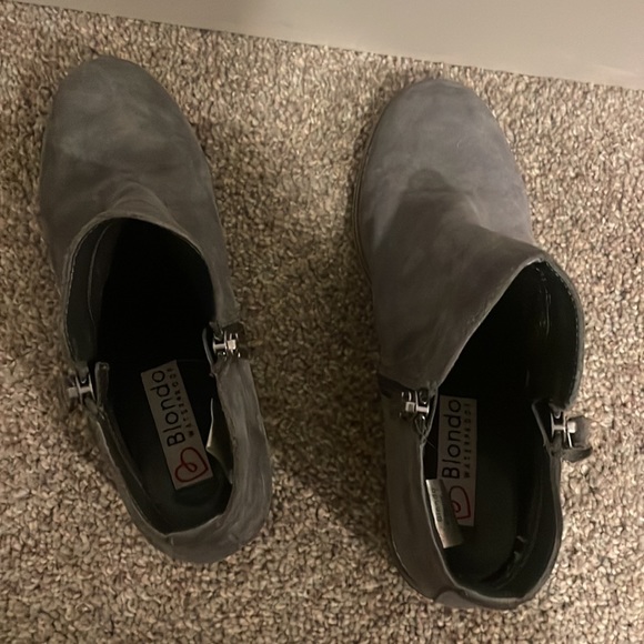 Blondo Waterproof Booties - Picture 3 of 4